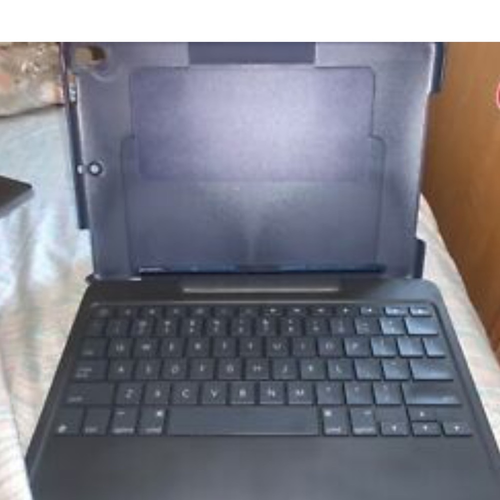 Logitech IPad case